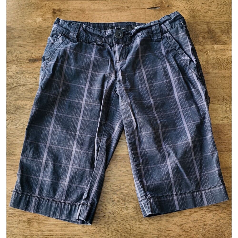 Empyre Plaid Bermuda Shorts Size 7 Relaxed Fit Black Gray Skate Y2K